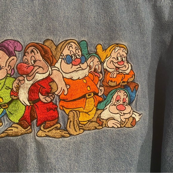 Disney store XL denim button down - Picture 4 of 11